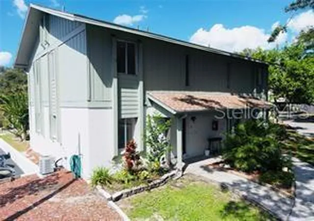 3rd image of 1960 Union St #25, Clearwater, FL 33763 | MLS# TB8320771
