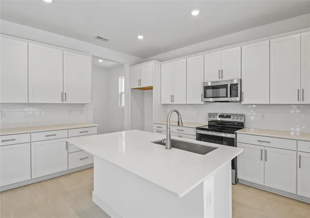 4th image of 3716 Deer Ridge Dr, Mount Dora, FL 32757 | MLS# S5115712