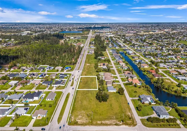 3rd image of 1213 Chiquita Blvd S, Cape Coral, FL 33991 | MLS# C7500621