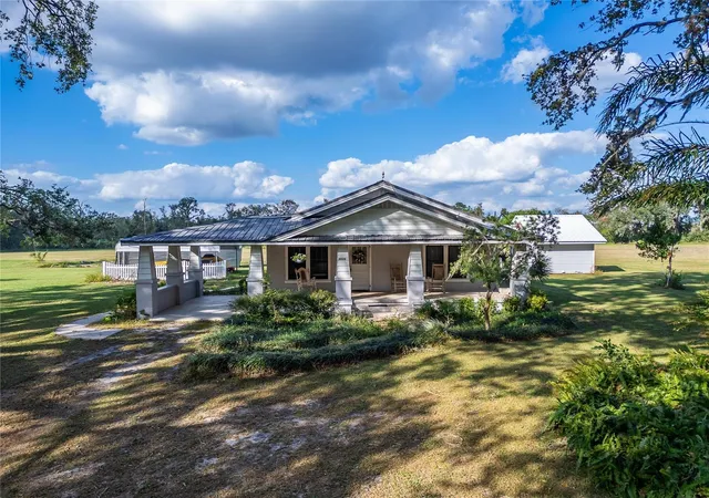 1st image of 5030 Sydney Rd, Plant City, FL 33566 | MLS# TB8322808