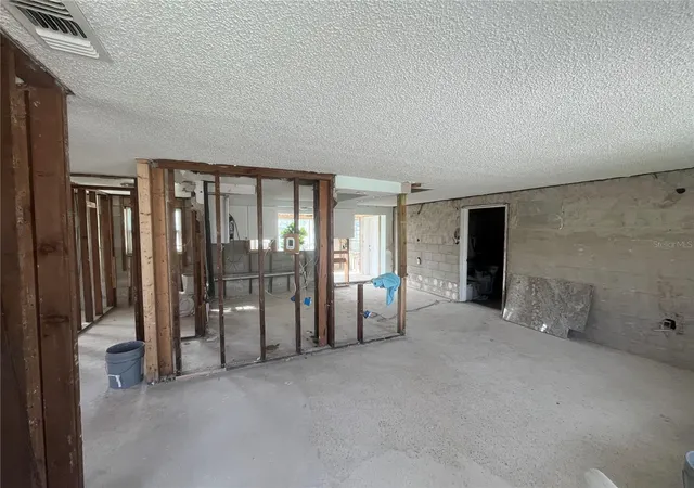 Photo 3 of Single family home for sale at 13639 Frances Ave, Hudson, FL 34667 | MLS# W7870105 | Listing updated on 2026-09-24