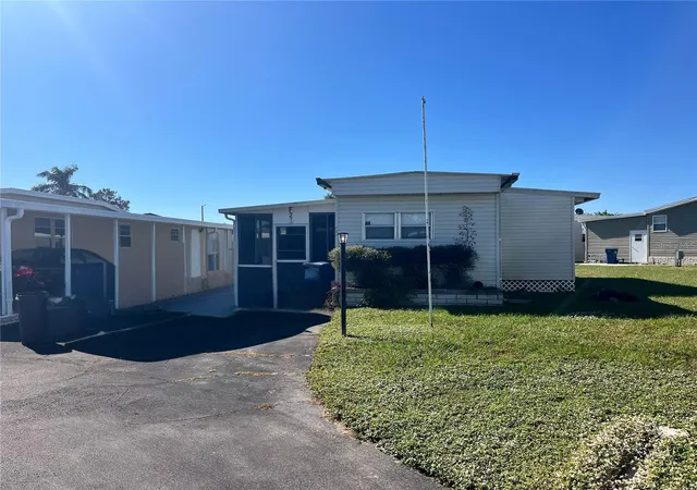 1st image of 5316 53Rd Ave E #F21, Bradenton, FL 34203 | MLS# A4629839