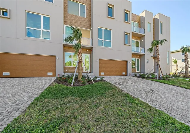 2nd image of 1720 Alderman St, Sarasota, FL 34236 | MLS# A4629855