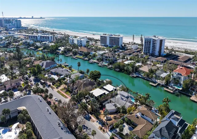 4th image of 515 S Washington Dr, Sarasota, FL 34236 | MLS# A4630034