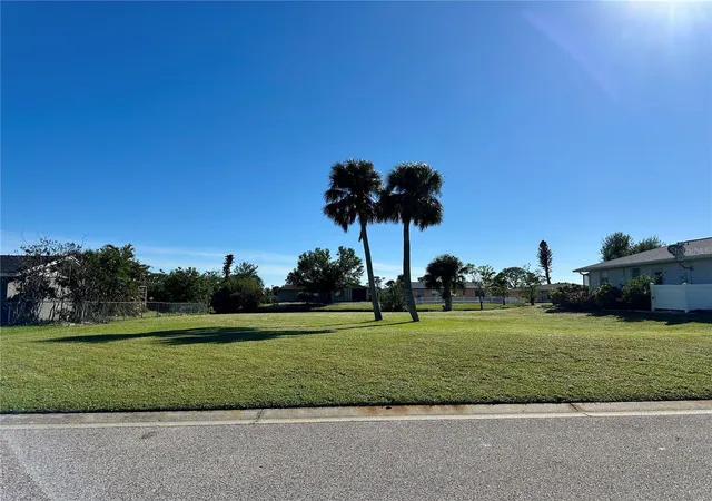 Photo 1 of Land for sale at 254 Annapolis Ln, Rotonda West, FL 33947 | MLS# C7500885 | Listing updated on 2025-11-28