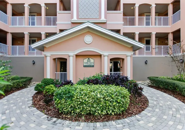 Photo 2 of Condo for sale at 5209 Manorwood Dr #3A, Sarasota, FL 34235 | MLS# A4630203 | Listing updated on 2026-07-02