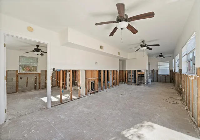 3rd image of 23116 Seneca Ave, Punta Gorda, FL 33980 | MLS# C7501034