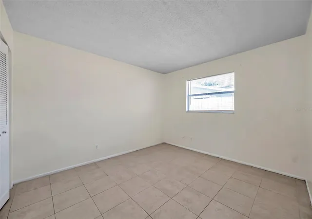 11th image of 1005 Lake Palms Dr, Largo, FL 33771 | MLS# TB8324881