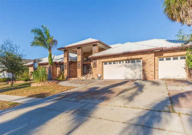 Photo 2 of Single family home for sale at 937 Bunker View Dr, Apollo Beach, FL 33572 | MLS# TB8326263 | Listing updated on 2026-09-18