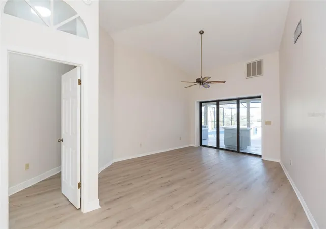 Photo 3 of Single family home for sale at 937 Bunker View Dr, Apollo Beach, FL 33572 | MLS# TB8326263 | Listing updated on 2026-09-18