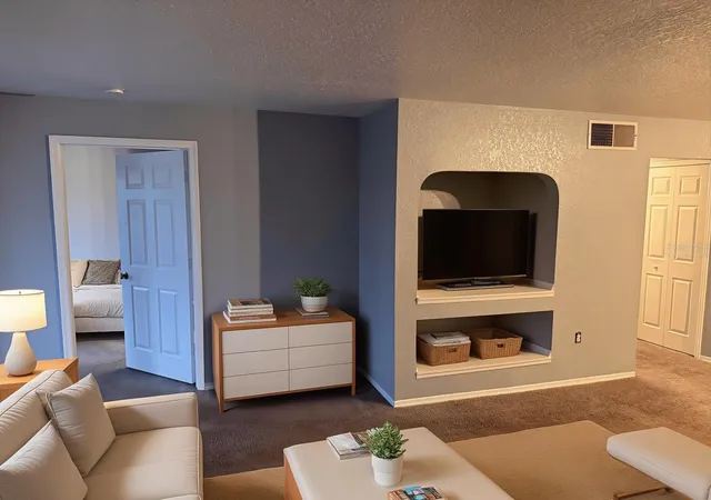 4th image of 13838 Fairway Island Dr #1432, Orlando, FL 32837 | MLS# S5116611