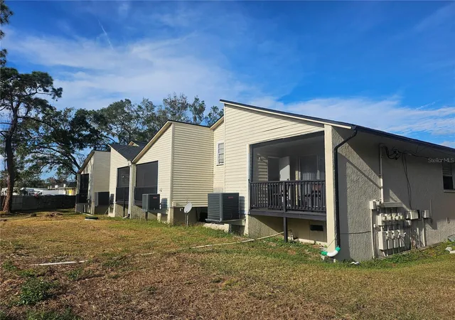 40th image of 5802 Mohr Loop #5802 5804 5806 5808, Tampa, FL 33615 | MLS# TB8327403