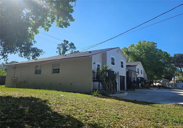 4th image of 5802 Mohr Loop, Tampa, FL 33615