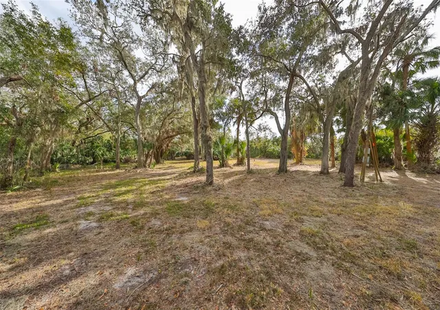 Photo 3 of Land for sale at 8839 Richmond St, Gibsonton, FL 33534 | MLS# TB8327503 | Listing updated on 2026-09-30