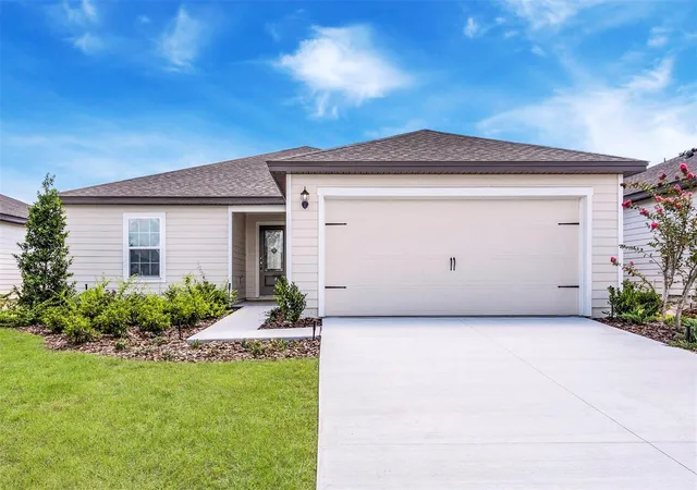 Photo 1 of Single family home for sale at 13 Prince Anthony Ln, Palm Coast, FL 32164 | MLS# TB8328059 | Listing updated on 2026-10-23