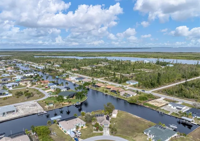 Photo 3 of Single family home for sale at 15500 Longview Rd, Port Charlotte, FL 33981 | MLS# D6139454 | Listing updated on 2026-10-12