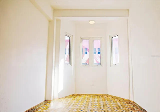 Photo 3 of Condo for sale at 319 Recinto Sur St #2, San Juan, PR 00901 | MLS# PR9110497 | Listing updated on 2025-11-26