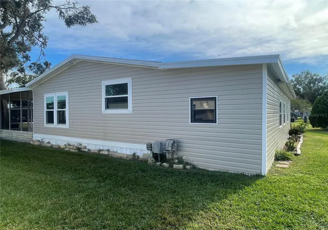 3rd image of 3145 Hidden Lake Dr, Wesley Chapel, FL 33543 | MLS# O6263571