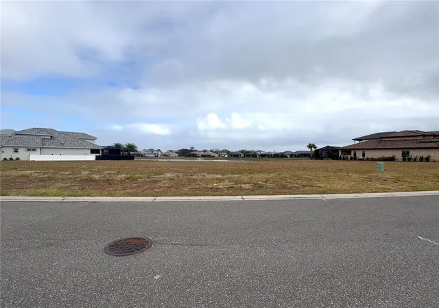 3rd image of 48 Del Palma Dr, Palm Coast, FL 32137 | MLS# FC305762