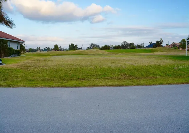 3rd image of 3880 Bordeaux Dr, Punta Gorda, FL 33950 | MLS# G5090344
