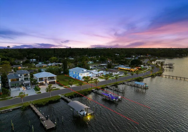2nd image of 1910 Riverside Dr E, Bradenton, FL 34208 | MLS# A4632262