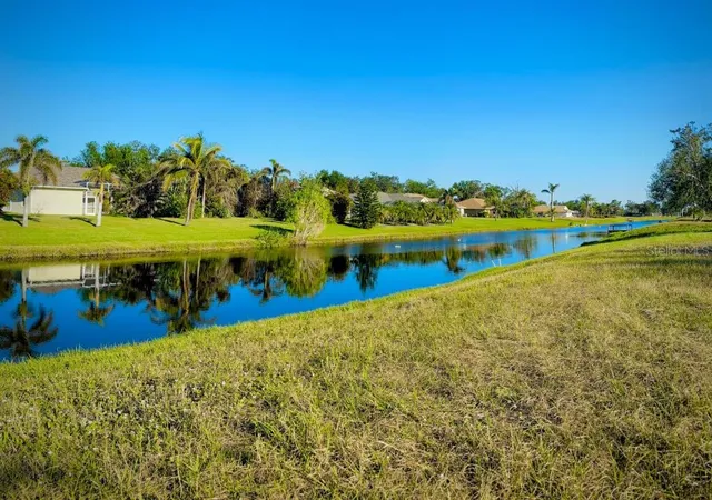 3rd image of 683 Rotonda Cir, Rotonda West, FL 33947 | MLS# O6264223