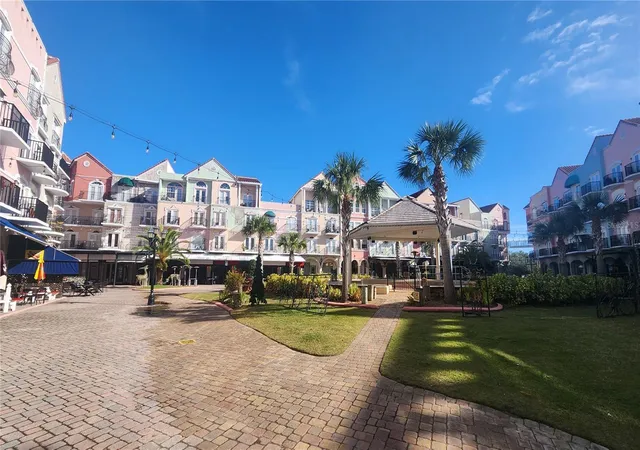2nd image of 101 Palm Harbor Pkwy, PALM COAST, FL 32137
