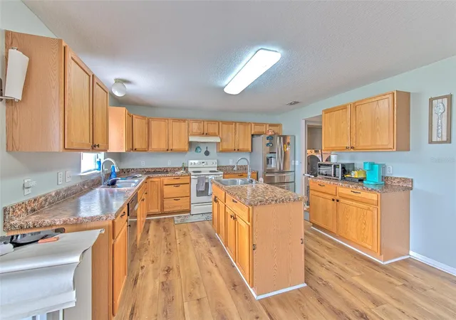 5th image of 169 Vista View Ave, Eagle Lake, FL 33839 | MLS# TB8330214