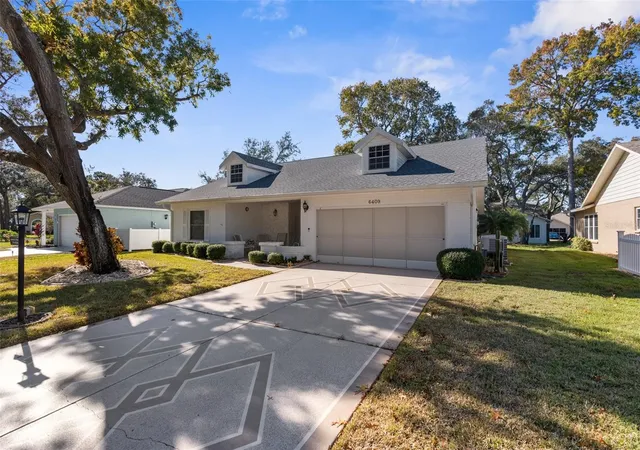 Photo 1 of Single family home for sale at 6409 Wedgewood Dr, Spring Hill, FL 34606 | MLS# W7870813 | Listing updated on 2026-09-14