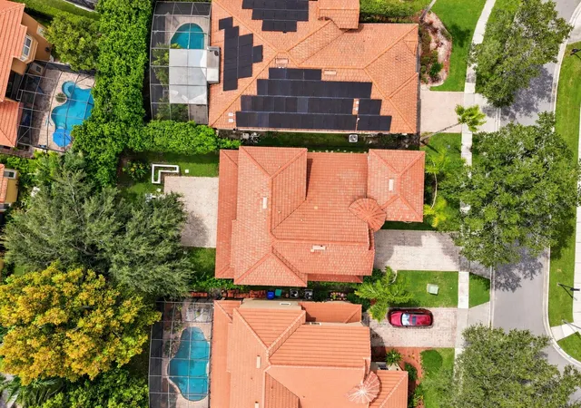 Photo 3 of Single family home for sale at 11410 Rapallo Ln, Windermere, FL 34786 | MLS# O6265256 | Listing updated on 2026-10-07