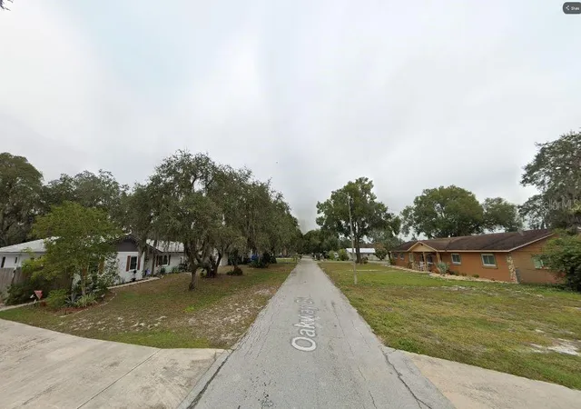 2nd image of Oakway Dr, Lakeland, FL 33805 | MLS# O6265441
