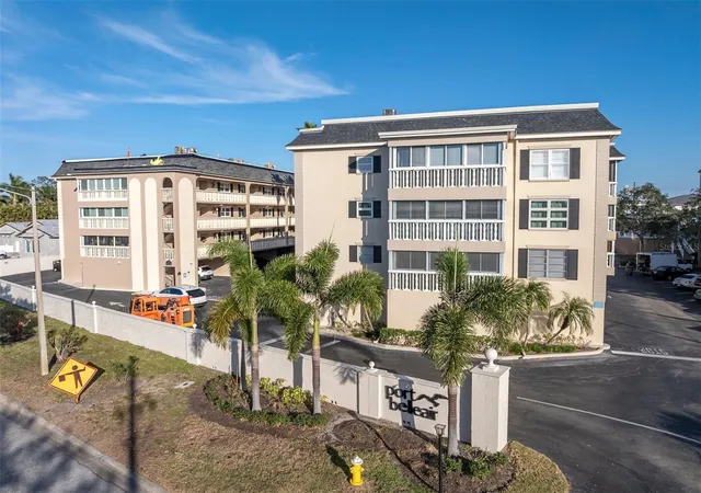 Photo 2 of Condo for sale at 155 Bluff View Dr #103, Belleair Bluffs, FL 33770 | MLS# W7870866 | Listing updated on 2026-10-04