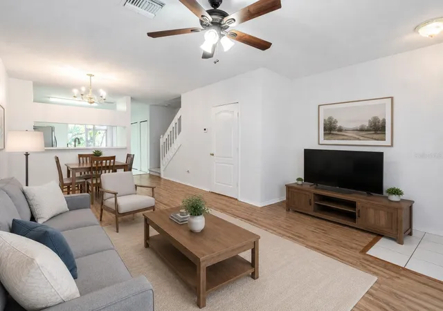 5th image of 2432 Lake Woodberry Cir, Brandon, FL 33510 | MLS# TB8331935