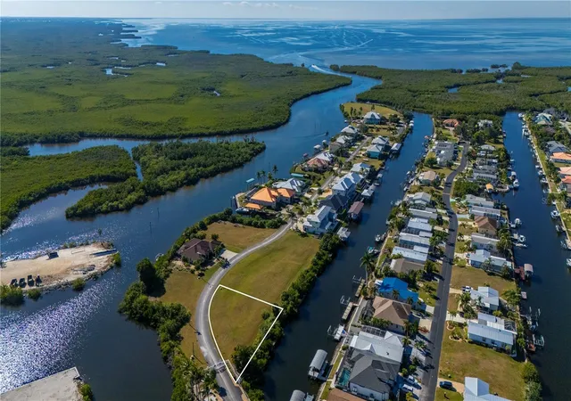 4th image of 5407 Sea Edge Dr, Punta Gorda, FL 33950 | MLS# C7502310