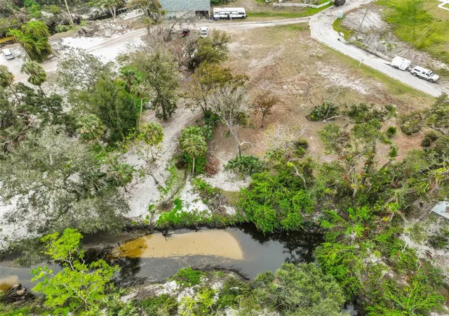 2nd image of 9423 Bullfrog Ct, Gibsonton, FL 33534 | MLS# TB8333063