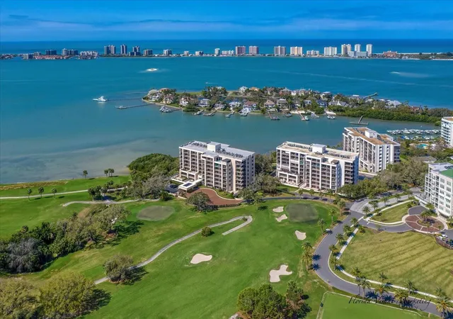 Listing Photo 2 - Condo for sale in building located at 6 Belleview Blvd, Belleair, FL 33756 - Unit #105