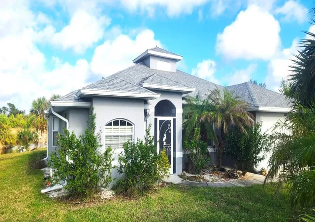 1st image of 328 Baytree Dr, Rotonda West, FL 33947 | MLS# D6139784