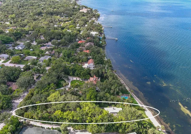 2nd image of 3301 Bay Shore Rd, Sarasota, FL 34234 | MLS# A4633995