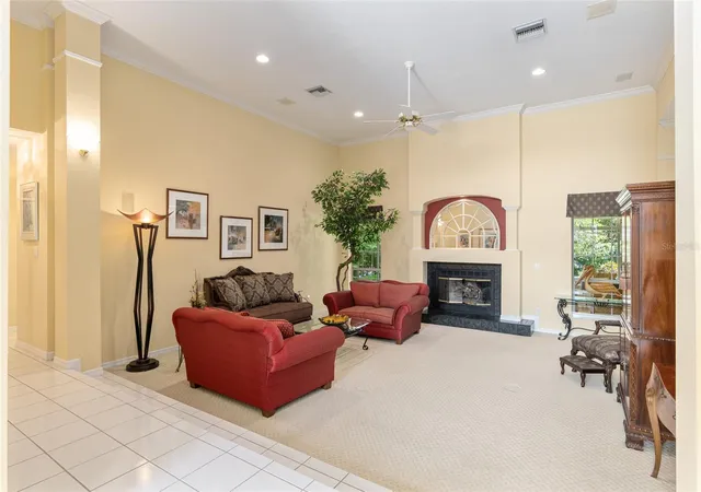 5th image of 2215 Se Spring Hill Ct, Ocala, FL 34471 | MLS# OM692185
