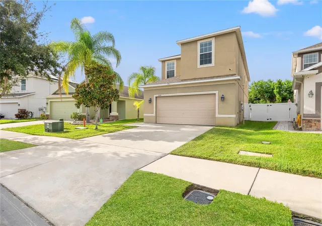 Photo 2 of Single family home for sale at 1964 Hawks View Dr, Ruskin, FL 33570 | MLS# A4634298 | Listing updated on 2026-10-06