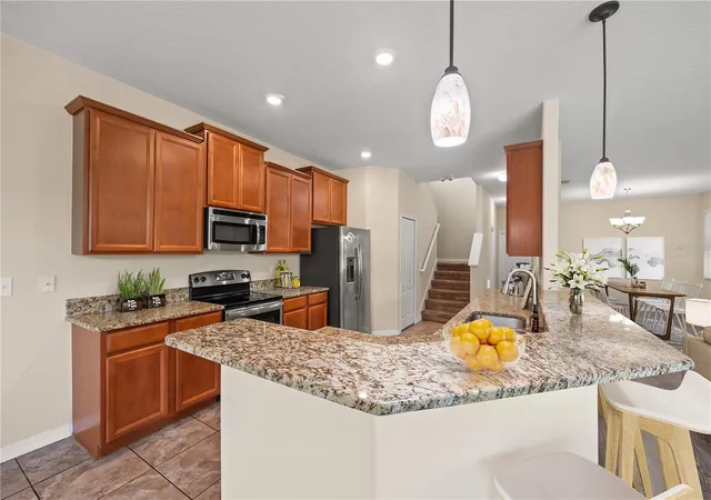 Photo 4 of Single family home for sale at 1964 Hawks View Dr, Ruskin, FL 33570 | MLS# A4634298 | Listing updated on 2026-10-06