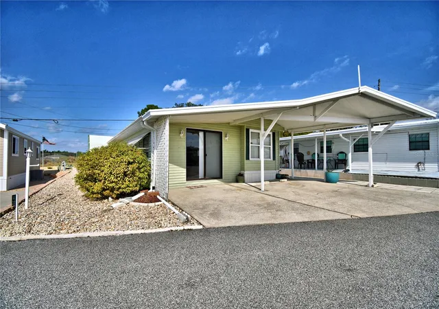 Photo 3 of Manufactured home for sale at 251 Patterson Rd #A22, Haines City, FL 33844 | MLS# P4933229 | Listing updated on 2026-07-15