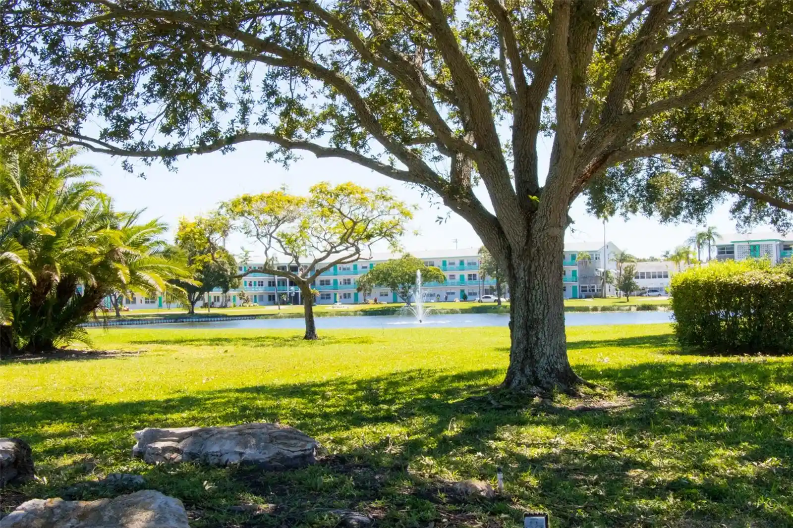 Listing Photo 43 - Condo for sale in 5876 21St St N located at 5876 21St St N, St. Petersburg, FL 33714 - Unit 5876 21st Street N