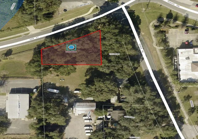 1st image of Oak St, Lady Lake, FL 32159 | MLS# G5091042