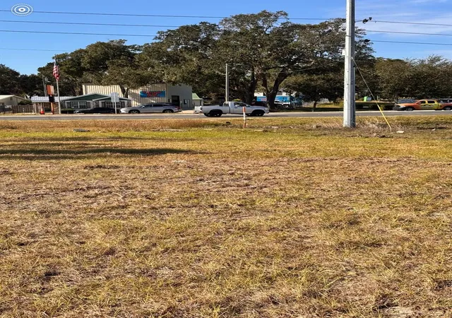 Photo 3 of Land for sale at S Us Hwy 27/441, Lady Lake, FL 32159 | MLS# G5091045 | Listing updated on 2026-09-08