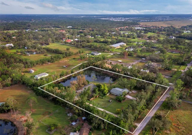 Photo 2 of Single family home for sale at 5645 Churchill Downs Rd, Sarasota, FL 34241 | MLS# A4634600 | Listing updated on 2026-09-15