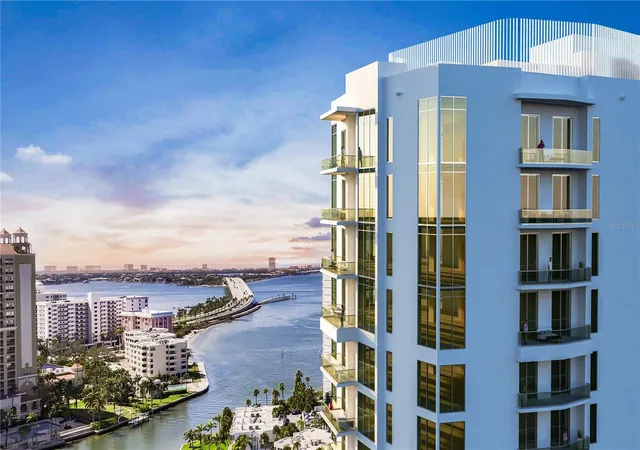 11th image of 555 Quay Commons #402, Sarasota, FL 34236 | MLS# A4634993