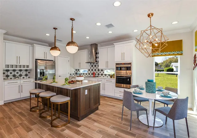 4th image of 18437 Purple Creek Ln, Lutz, FL 33549 | MLS# TB8337646
