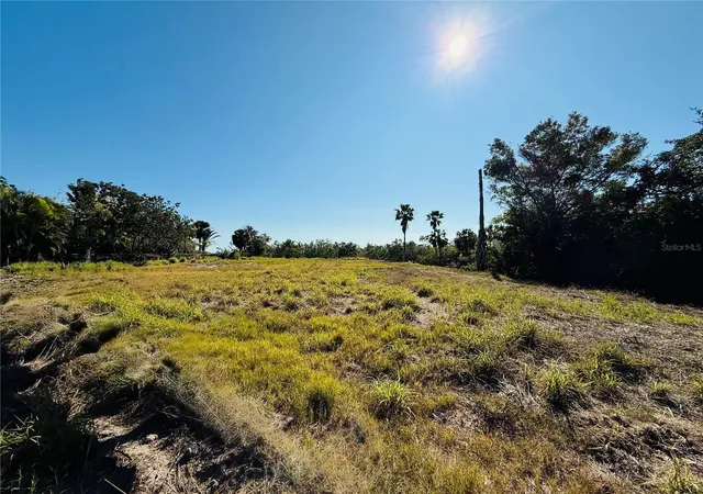 3rd image of 6649 Renssalaer Dr, Bradenton, FL 34207 | MLS# A4635569