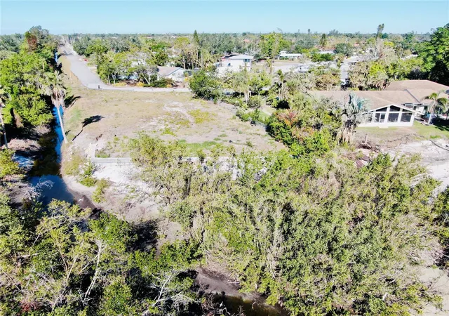 5th image of 6649 Renssalaer Dr, Bradenton, FL 34207 | MLS# A4635569